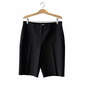 Lafayette 148 New York Black Dress Bermuda Shorts. Excellent Condition. Size 10